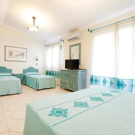 Baia Aranzos 4* Pittulongu